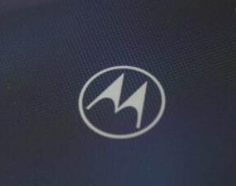 摩托罗拉 Moto X40 将支持超快的 125W 充电